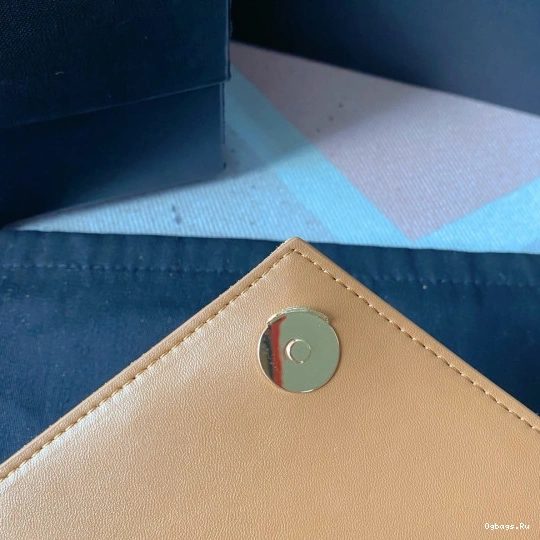 YSL MEDIUM ENVELOPE BAG 0718